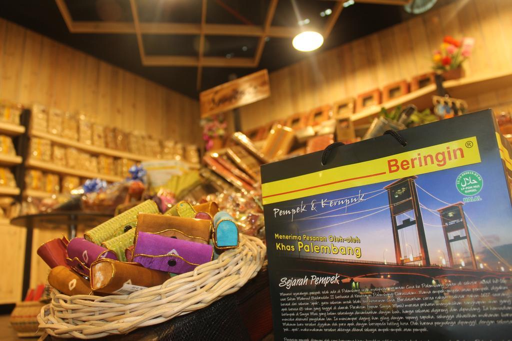 Amaris Hotel Palembang Ngoại thất bức ảnh